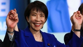 Thủ tướng Phạm Minh Chính chúc mừng tân Thủ tướng Nhật Bản