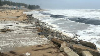 Miền Trung ngay trước giờ hứng chịu... "bom nước" của bão số 12