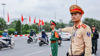 Công an Hà Nội phân luồng giao thông phục vụ Lễ mở ký Công ước Hà Nội