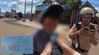 “Ma men” và những lời dở khóc dở cười khi bị đo nồng độ cồn