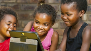 Công ước Hà Nội: Thông điệp từ "Thành phố vì hòa bình"