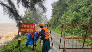 Sạt lở bờ biển nghiêm trọng, TP Huế công bố tình huống khẩn cấp