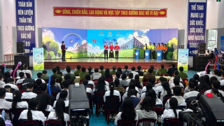 Hàng ngàn học sinh sôi nổi cùng cuộc thi “Trường học không ma tuý năm 2025”