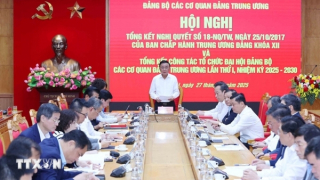 Khẩn trương hoàn thiện đề án vị trí việc làm, tiếp tục kiện toàn đội ngũ cán bộ