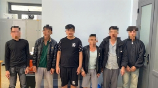 Tạm giữ 6 thanh niên môi giới, mua dâm thiếu nữ 15 tuổi