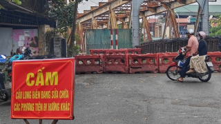 Hà Nội sửa cầu Long Biên, cấm chiều sang trung tâm thành phố
