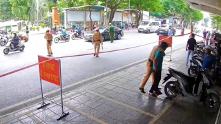 Tuần tra địa bàn, Cảnh sát khóa tay đối tượng mang ma túy