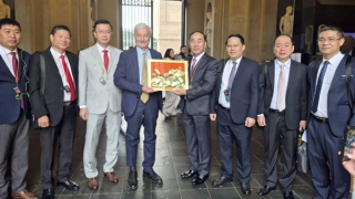 Học hỏi quản trị bảo tàng châu Âu để kể chuyện lịch sử CAND hấp dẫn hơn