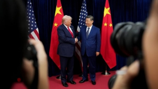 Tổng thống Donald Trump gặp Chủ tịch Tập Cận Bình tại Hàn Quốc