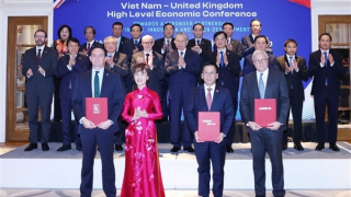 Vietjet và Rolls-Royce ký kết hợp đồng động cơ Trent 7000 trị giá 3,8 tỷ đô la Mỹ