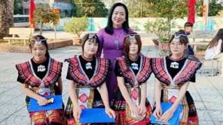 Cô giáo dạy văn 25 năm sống chung với HIV - Nghị lực kiên cường truyền cảm hứng!