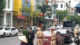 Cảnh sát phong tỏa khu “phố vàng” sầm uất nhất Thanh Hóa