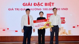 Agribank Chi nhánh Trà Vinh trao thưởng chương trình “Tiết kiệm trao tay – Mừng ngày Quốc khánh”