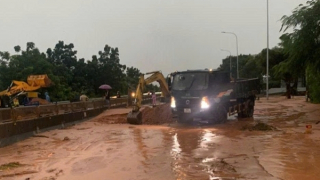 Xử lý tình trạng lũ cát, nước đọng trên QL 1 và cao tốc Vĩnh Hảo - Phan Thiết