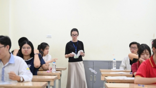 Tất cả nhà giáo đều được hưởng "hệ số lương đặc thù"