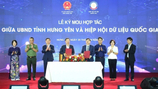 Đẩy mạnh công nghiệp hóa, hiện đại hóa, hướng tới xây dựng  chính quyền số, kinh tế số và xã hội số