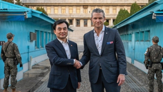 Bộ trưởng Bộ Chiến tranh Mỹ thăm Khu phi quân sự liên Triều