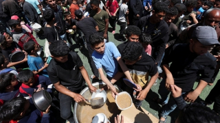 Khoảng lặng ở Gaza