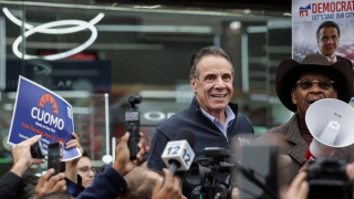 Tổng thống Trump doạ cắt ngân sách của New York nếu ông Cuomo thua cử