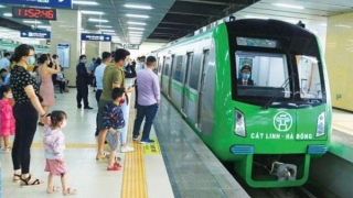 Khách đi tàu Cát Linh-Hà Đông sẽ chuyển sang sử dụng thẻ vé mới từ 18/11