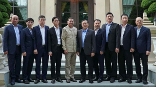 Deputy Minister Nguyen Van Long pays courtesy call on Cambodian Deputy Prime Minister