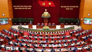 Bầu đồng chí Trần Sỹ Thanh giữ chức Chủ nhiệm Ủy ban Kiểm tra Trung ương khóa XIII