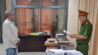 Khởi tố Giám đốc công ty có hành vi “trốn thuế”