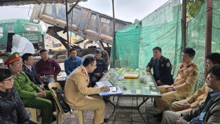 Lực lượng liên ngành kiểm tra bến bãi tập kết vật liệu xây dựng trên đường thuỷ