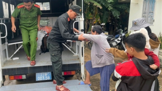 Bão số 13 tăng lên cấp 15, các tỉnh Nam Trung bộ khẩn cấp ứng phó