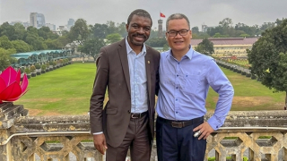 Người “ẩn mình” trong cabin