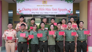 Công an tỉnh Đồng Tháp hiến tặng gần 250 đơn vị máu