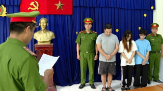 Lật tẩy thủ đoạn tài xế taxi gài ma túy vu khống đồng nghiệp