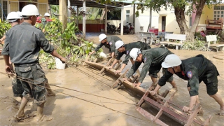 CSCĐ Công an tỉnh Đắk Lắk góp sức khắc phục hậu quả bão lũ