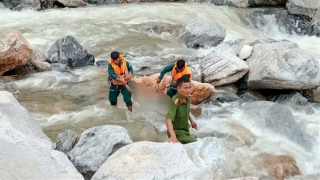 2 em nhỏ chết và mất tích khi tắm suối ở Đà Nẵng