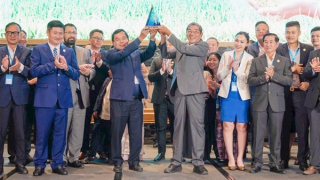 Gạo ST25 tiếp tục giành danh hiệu “Gạo ngon nhất thế giới" năm 2025