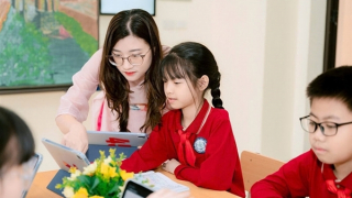 Dạy tiếng Anh bắt buộc từ lớp 1: Cần giải pháp bài bản và lộ trình phù hợp