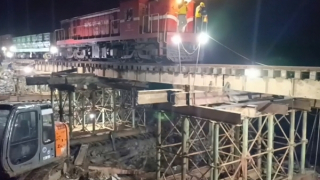 Các chuyến tàu thống nhất Bắc - Nam chính thức chạy thông suốt trở lại