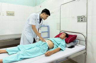 Làm rõ nguyên nhân sự cố vết mổ của khoảng 70 bệnh nhân