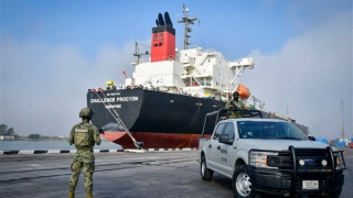 “Đội tàu ma” chở lậu dầu