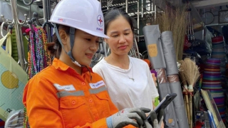 Sản lượng điện thương phẩm tháng 10 của EVNNPC đạt 9,19 tỷ kWh