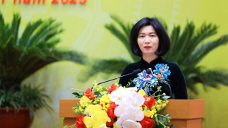 Đồng chí Phùng Thị Hồng Hà làm Chủ tịch HĐND TP Hà Nội