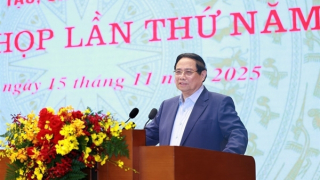 Thúc đẩy phát triển khoa học, công nghệ, đổi mới sáng tạo, chuyển đổi số nhanh và bền vững