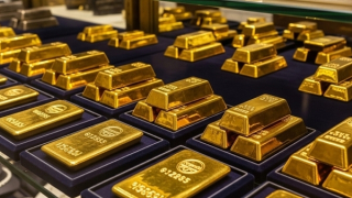 Giá vàng cuối tuần giảm hơn 2 triệu đồng/lượng