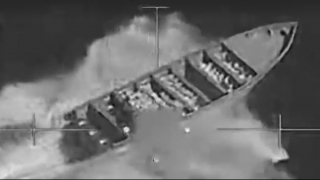 Mỹ tiếp tục tấn công tàu bị nghi vận chuyển ma túy trên Thái Bình Dương