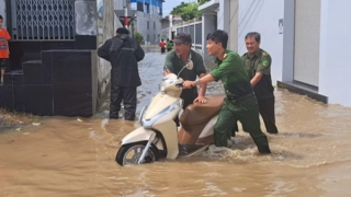 Sông Dinh Phan Rang có nguy cơ tràn bờ, gây lũ lớn