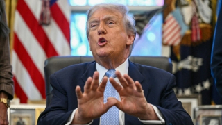 Tổng thống Trump để ngỏ khả năng hành động cứng rắn hơn trong cuộc chiến chống ma túy tại Mỹ Latinh