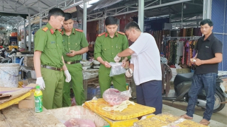 Cần Thơ: Bắt 3 cán bộ Thú y