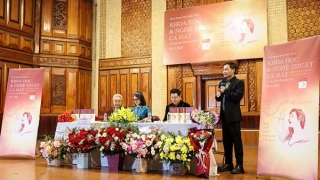 Nghệ sĩ Opera Bích Thủy ra mắt sách để tri ân những người thầy