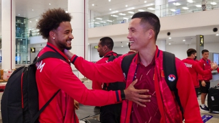 Đội tuyển Việt Nam nhận niềm vui bất ngờ trong ngày về nước