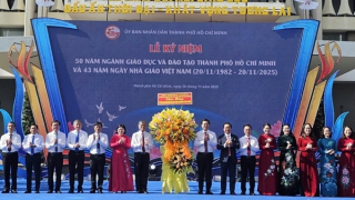 TP Hồ Chí Minh tổ chức lễ kỷ niệm 50 năm ngành giáo dục và đào tạo